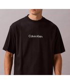 【カルバンクライン/Calvin Klein】の【公式ショップ】 カルバンクライン スタンダード リラックス クルーネック Tシャツ Calvin Klein 40HM228 大人の最旬トレンドファッション＆コーディネート founy(ファウニー) ファッション Fashion レディースファッション Fashion for Women トップス・カットソー Cut & Sew Tops シャツ・ブラウス・オフィスカジュアル Elegant Blouses & Button-Ups ロングTシャツ・Tシャツ Longline T-Shirts & Tees おすすめ Recommended / Our Picks インナー Innerwear スタンダード Standard, Basic フロント Front, Front Design ブライト Bright, Shiny プリント Print, Printed Pattern リラックス Relax, Relaxed Fit thumbnail Black_Beauty|ID: prp329100004981165 ipo3291000000037320914