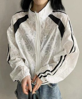 【ディアベル/DIAVEL】の刺繍シアー素材ブルゾン 大人の最旬トレンドファッション＆コーディネート founy(ファウニー) ファッション Fashion レディースファッション Fashion for Women アウター Coat / Outerwear Collection ブルゾンジャケット・スポーティアウター Blouson Jackets シアー Sheer, See-Through ジャケット Jacket, Outerwear スプリング Spring, Spring Collection ブルゾン Blouson, Bomber Jacket 再入荷 Restock / Back in Stock |ID:prp329100004981253