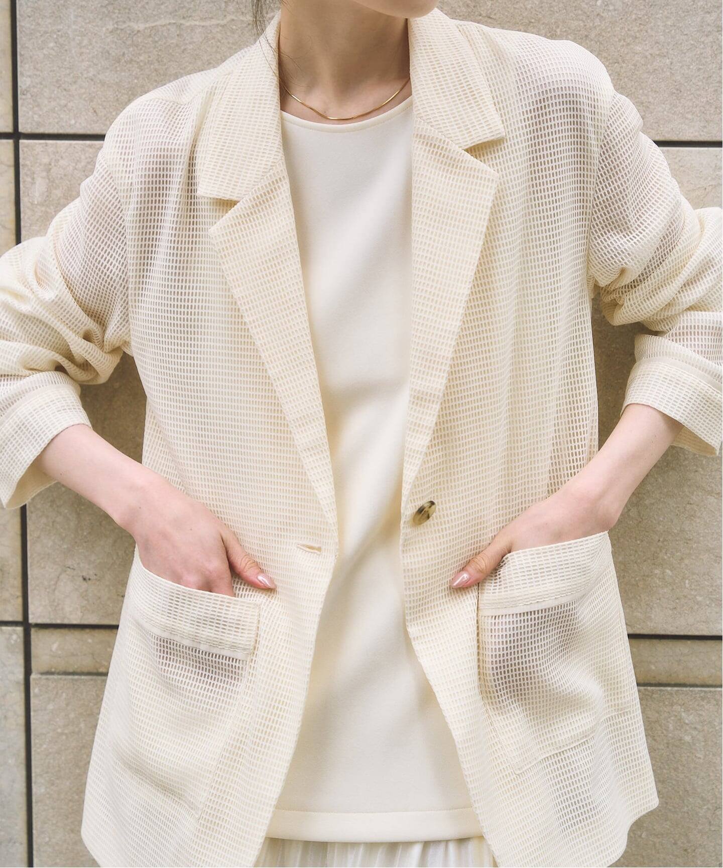 【ノーブル / スピック&スパン/NOBLE / Spick & Span】の《追加》エアリーメッシュロングジャケット インテリア・キッズ・メンズ・レディースファッション・服の通販 founy(ファウニー) 　ファッション　Fashion　レディースファッション　Fashion for Women　アウター　Coat / Outerwear Collection　レディースジャケット・軽アウター　Jackets　オーガンジー　Organza Fabric　カーディガン　Cardigan, Knitwear　シンプル　Simple, Minimal　ジャケット　Jacket, Outerwear　パイピング　Piping, Trim Design　パッチ　Patch, Appliqué　ポケット　Pocket, Pocket Detail　メッシュ　Mesh, Net Fabric　ホワイト A|ID: prp329100004981328 ipo3291000000037321752