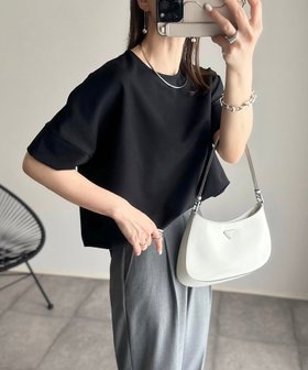 【スタイルドア/STYLEDOOR】のライトダンボールダブルスリーブプルオーバー 大人の最旬トレンドファッション＆コーディネート founy(ファウニー) ファッション Fashion レディースファッション Fashion for Women トップス・カットソー Cut & Sew Tops カジュアルプルオーバー・ニットトップス Pullovers & Knit Tops / Casual Pullovers シンプル Simple, Minimal ダブル Double, Double-Breasted デニム Denim, Jeans Material フォルム Silhouette, Form フラット Flat, Flat Shoes ボトム Bottoms, Lower Wear ワイド Wide, Wide Fit エレガント 上品 Elegant 夏 Summer |ID:prp329100004981400