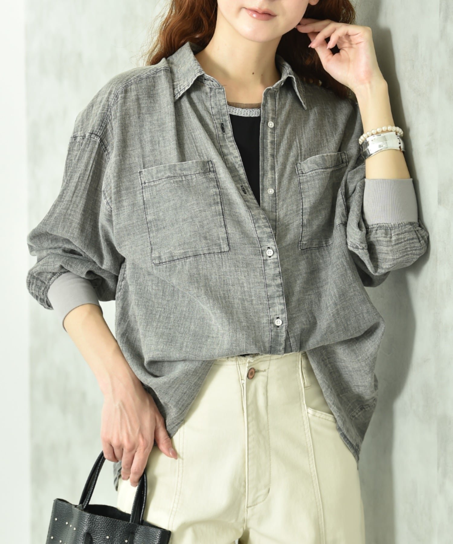 【インタープラネット/INTERPLANET】のシアーデニム袖リブシャツ インテリア・キッズ・メンズ・レディースファッション・服の通販 founy(ファウニー) 　ファッション　Fashion　レディースファッション　Fashion for Women　トップス・カットソー　Cut & Sew Tops　シャツ・ブラウス・オフィスカジュアル　Elegant Blouses & Button-Ups　デニム　Denim, Jeans Material　夏　Summer　春　Spring　S/S・春夏　SS, Spring/Summer, Warm Season　羽織　Haori, Light Jacket　ブラック|ID: prp329100004981500 ipo3291000000037322895