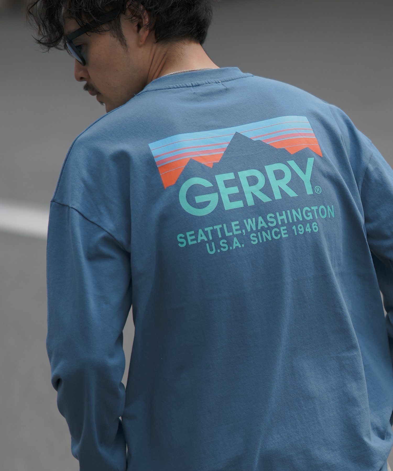 【インプローブス/improves】のGERRY ジェリー 別注 マウンテン プリント 長袖Tシャツ インテリア・キッズ・メンズ・レディースファッション・服の通販 founy(ファウニー) 　ファッション　Fashion　レディースファッション　Fashion for Women　トップス・カットソー　Cut & Sew Tops　シャツ・ブラウス・オフィスカジュアル　Elegant Blouses & Button-Ups　ロングTシャツ・Tシャツ　Longline T-Shirts & Tees　アウトドア　Outdoor Clothing　アメリカン　American Style　カーゴパンツ　Cargo Pants, Utility Pants　ショーツ　Shorts, Short Pants　デニム　Denim, Jeans Material　トレンド　Trend, Trending Now　定番　Standard, Basic Item　長袖　Long Sleeve, Full Sleeve　パープル　Purple, Violet　プリント　Print, Printed Pattern　別注　Limited Edition, Custom Order　ワイド　Wide, Wide Fit　おすすめ　Recommended / Our Picks　ダークブルー|ID: prp329100004981507 ipo3291000000037322941