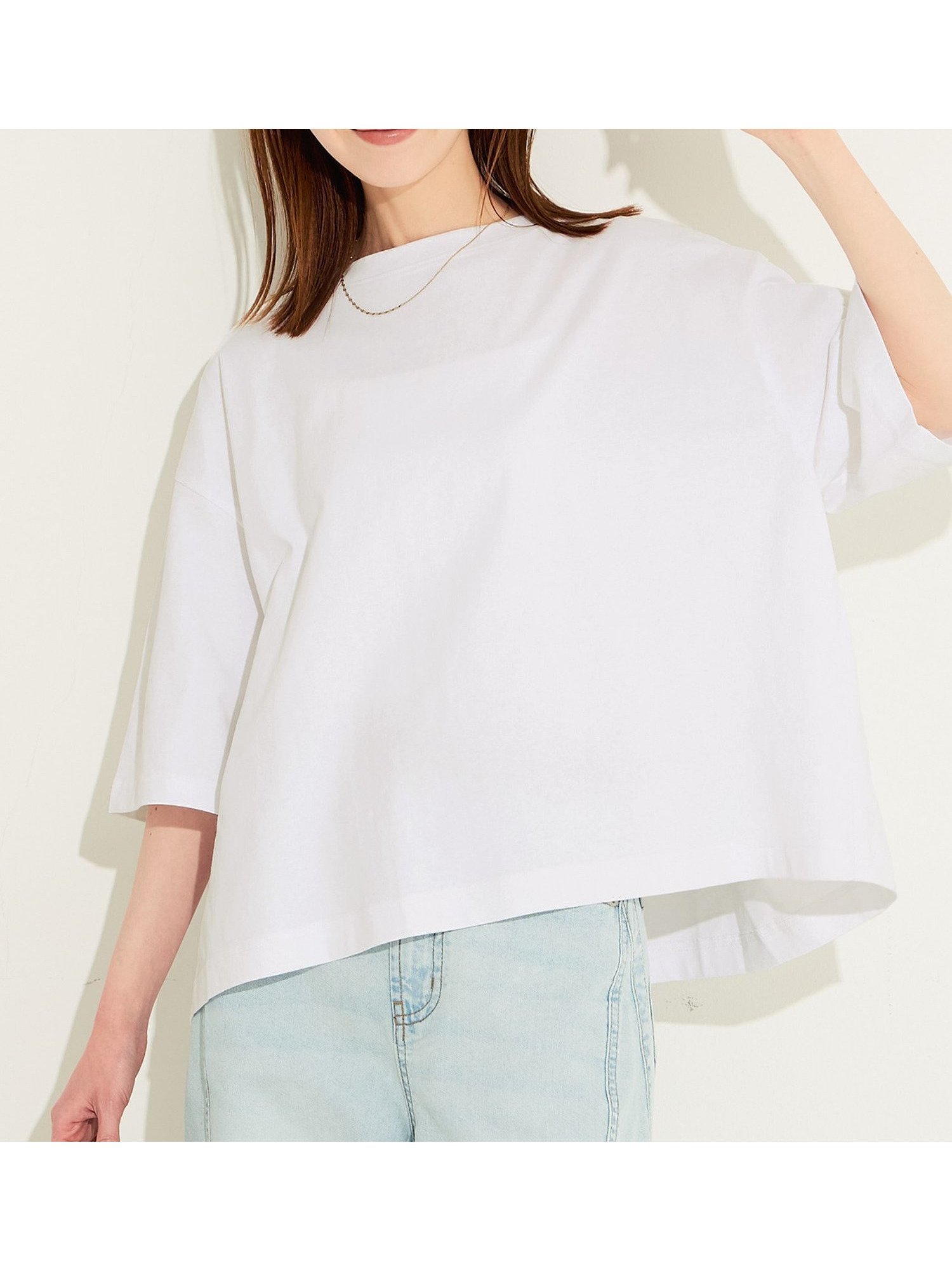 【コカ/COCA】の5分袖バックギャザーTシャツ インテリア・キッズ・メンズ・レディースファッション・服の通販 founy(ファウニー) 　ファッション　Fashion　レディースファッション　Fashion for Women　トップス・カットソー　Cut & Sew Tops　シャツ・ブラウス・オフィスカジュアル　Elegant Blouses & Button-Ups　ロングTシャツ・Tシャツ　Longline T-Shirts & Tees　バッグ　Bags　春　Spring　カットソー　Cut and Sewn Top　ギャザー　Gathered, Ruffled　シンプル　Simple, Minimal　スラックス　Slacks, Dress Pants　デニム　Denim, Jeans Material　トレンド　Trend, Trending Now　フレア　Flare, Flared　ベーシック　Basic, Essential　ポケット　Pocket, Pocket Detail　半袖　Short Sleeve, Half Sleeve　無地　Plain, Solid Color　リラックス　Relax, Relaxed Fit　ワイド　Wide, Wide Fit　S/S・春夏　SS, Spring/Summer, Warm Season　夏　Summer　2026年　2026　2026春夏・S/S　Spring/Summer 2026 SS26　White|ID: prp329100004981529 ipo3291000000037323032
