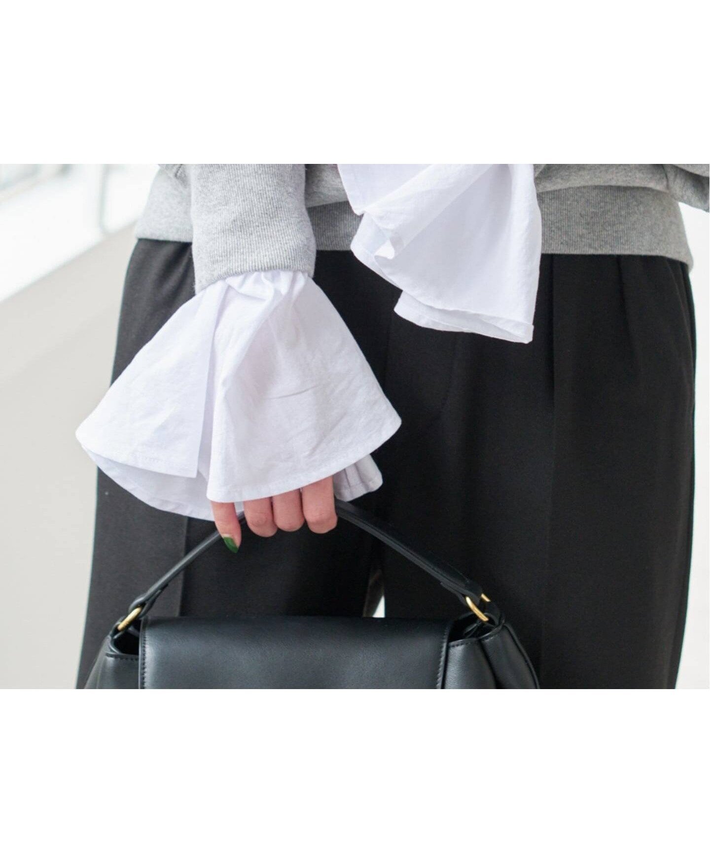 【スピック&スパン/Spick & Span】のフリルスリーブクルーネックTEE インテリア・キッズ・メンズ・レディースファッション・服の通販 founy(ファウニー) 　ファッション　Fashion　レディースファッション　Fashion for Women　インナー　Innerwear　カットソー　Cut and Sewn Top　ジャケット　Jacket, Outerwear　スリーブ　Sleeve, Long Sleeve / Short Sleeve　バランス　Balance, Style Balance　フリル　Frill, Ruffle　フレア　Flare, Flared　ホワイト|ID: prp329100004981542 ipo3291000000037323085