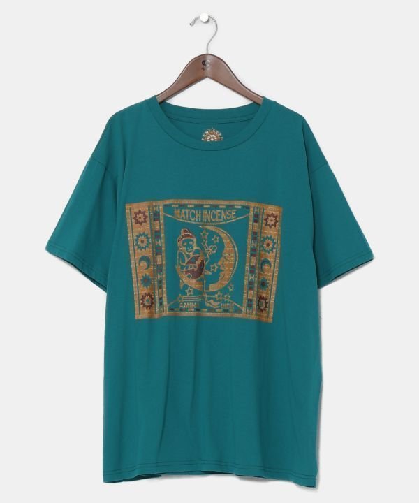 【アミナコレクション/Amina Collection】の【チャイハネ】マッチ香メンズTシャツ(Lサイズ) インテリア・キッズ・メンズ・レディースファッション・服の通販 founy(ファウニー) 　ファッション　Fashion　レディースファッション　Fashion for Women　トップス・カットソー　Cut & Sew Tops　シャツ・ブラウス・オフィスカジュアル　Elegant Blouses & Button-Ups　ロングTシャツ・Tシャツ　Longline T-Shirts & Tees　プリント　Print, Printed Pattern　メンズ　Men's, Menswear　ワンポイント　One Point, Statement Accent　ヴィンテージ　Vintage Style　グリーン|ID: prp329100004981550 ipo3291000000037323120