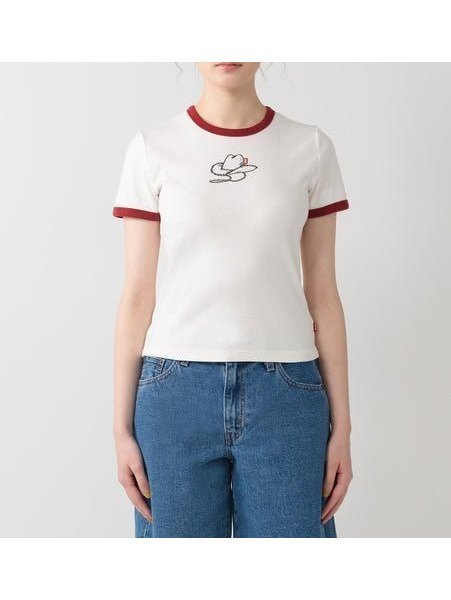 【リーバイス/Levis】のリンガーTシャツ インテリア・キッズ・メンズ・レディースファッション・服の通販 founy(ファウニー) 　ファッション　Fashion　レディースファッション　Fashion for Women　トップス・カットソー　Cut & Sew Tops　シャツ・ブラウス・オフィスカジュアル　Elegant Blouses & Button-Ups　ロングTシャツ・Tシャツ　Longline T-Shirts & Tees　グラフィック　Graphic, Graphic Design　フィット　Fit, Slim Fit　Neutrals|ID: prp329100004981554 ipo3291000000037323134