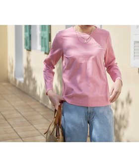 【キャラオクルス/CARA OCRUZ】のワンポイント刺繍 長袖Tシャツ 大人の最旬トレンドファッション＆コーディネート founy(ファウニー) ファッション Fashion レディースファッション Fashion for Women トップス・カットソー Cut & Sew Tops シャツ・ブラウス・オフィスカジュアル Elegant Blouses & Button-Ups ロングTシャツ・Tシャツ Longline T-Shirts & Tees インナー Innerwear カーディガン Cardigan, Knitwear シンプル Simple, Minimal ジャケット Jacket, Outerwear ベーシック Basic, Essential ポケット Pocket, Pocket Detail リラックス Relax, Relaxed Fit ワンポイント One Point, Statement Accent エレガント 上品 Elegant 春 Spring 長袖 Long Sleeve, Full Sleeve |ID:prp329100004981586