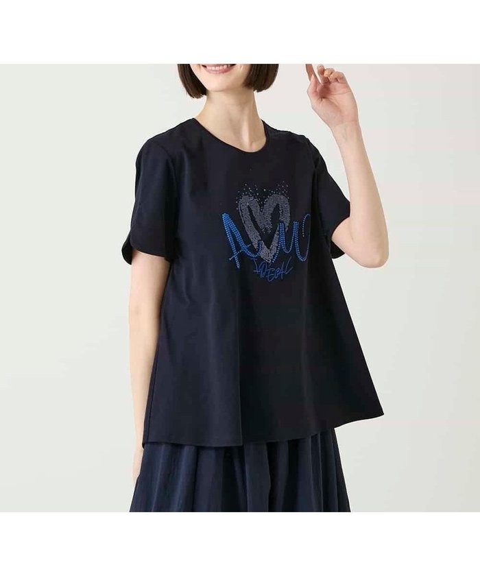 【ヒロコビス/HIROKO BIS】のスパンコールハートデザインカットソー インテリア・キッズ・メンズ・レディースファッション・服の通販 founy(ファウニー) https://founy.com/ ファッション Fashion レディースファッション Fashion for Women トップス・カットソー Cut & Sew Tops カットソー・ベーシックTシャツ Cut-and-Sewn Tops / Stretch Tees & Basics おすすめ Recommended / Our Picks カットソー Cut and Sewn Top シンプル Simple, Minimal スパンコール Sequins, Sequin Embellishment スリット Slit, Slit Detail ボトム Bottoms, Lower Wear ラウンド Round, Round Neck 冬 Winter / This Winter 夏 Summer 春 Spring 秋 Autumn |ID: prp329100004981589 ipo3291000000037323218
