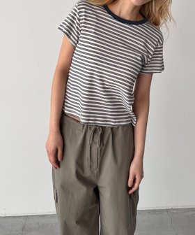 【キャナルジーン/CANAL JEAN】のEl mar 細ボーダーTシャツ 大人の最旬トレンドファッション＆コーディネート founy(ファウニー) ファッション Fashion レディースファッション Fashion for Women トップス・カットソー Cut & Sew Tops シャツ・ブラウス・オフィスカジュアル Elegant Blouses & Button-Ups ロングTシャツ・Tシャツ Longline T-Shirts & Tees インナー Innerwear カットソー Cut and Sewn Top キャミワンピース Cami Dress, Slip Dress コンパクト Compact, Small Size 吸水 Absorbent, Quick-Dry サロペット Overalls, Salopette ショート Short, Short Length デニム Denim, Jeans Material トレンド Trend, Trending Now パイピング Piping, Trim Design フィット Fit, Slim Fit ボーダー Border, Stripe 無地 Plain, Solid Color ワイド Wide, Wide Fit おすすめ Recommended / Our Picks |ID:prp329100004981600