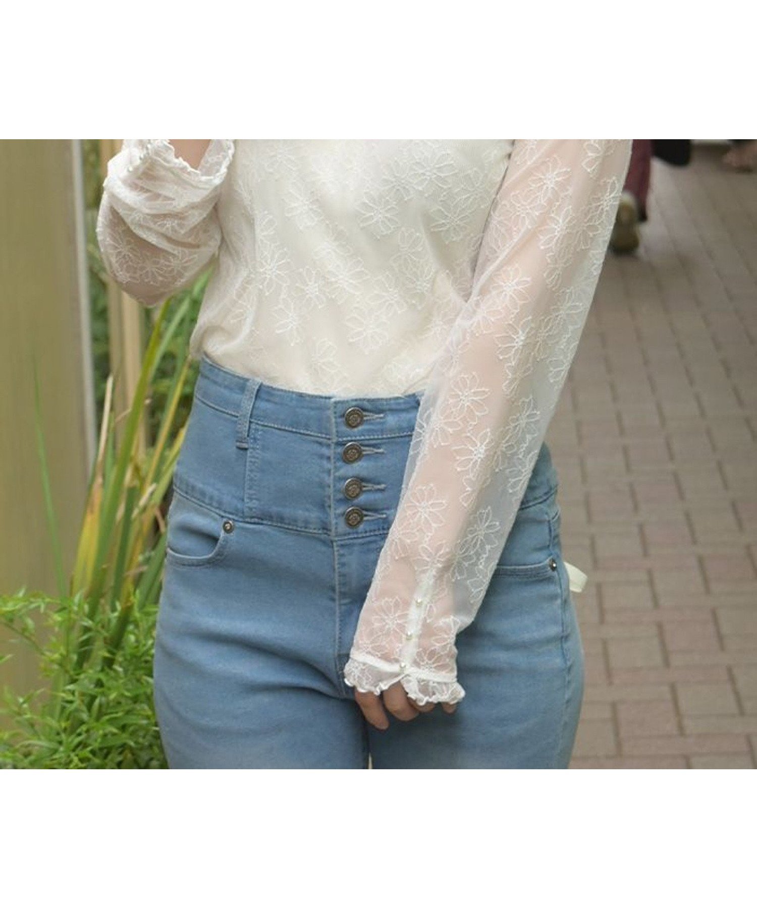 【アクシーズファム/axes femme】のフード付花チュールインナー インテリア・キッズ・メンズ・レディースファッション・服の通販 founy(ファウニー) 　ファッション　Fashion　レディースファッション　Fashion for Women　おすすめ　Recommended / Our Picks　インナー　Innerwear　シンプル　Simple, Minimal　チュール　Tulip, Tulip Motif　パール　Pearl, Pearl Accent　フェミニン　Feminine, Girly　フリル　Frill, Ruffle　ワンポイント　One Point, Statement Accent　半袖　Short Sleeve, Half Sleeve　白|ID: prp329100004981646 ipo3291000000037323450