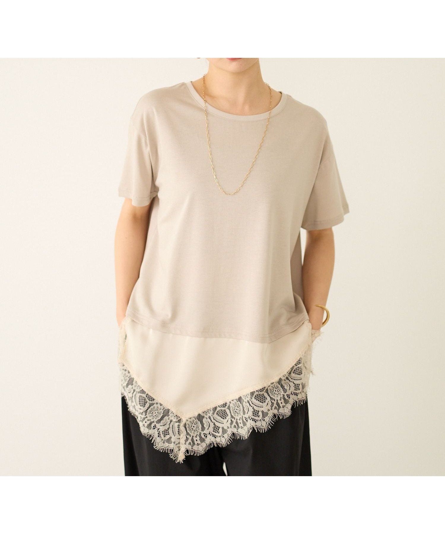 【ベイフロー/BAYFLOW】のアシメレースヘム半袖Tシャツ インテリア・キッズ・メンズ・レディースファッション・服の通販 founy(ファウニー) 　ファッション　Fashion　レディースファッション　Fashion for Women　トップス・カットソー　Cut & Sew Tops　シャツ・ブラウス・オフィスカジュアル　Elegant Blouses & Button-Ups　ロングTシャツ・Tシャツ　Longline T-Shirts & Tees　おすすめ　Recommended / Our Picks　サテン　Satin, Glossy Fabric　スリム　Slim, Slim Fit　トレンド　Trend, Trending Now　ドッキング　Docking, Mixed Material　バランス　Balance, Style Balance　レース　Lace, Lace Fabric　ワイド　Wide, Wide Fit　半袖　Short Sleeve, Half Sleeve　夏　Summer　楽ちん　Easy Fit, Comfortable　ベージュ55|ID: prp329100004981648 ipo3291000000037323458