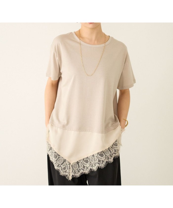 【ベイフロー/BAYFLOW】のアシメレースヘム半袖Tシャツ インテリア・キッズ・メンズ・レディースファッション・服の通販 founy(ファウニー) https://founy.com/ ファッション Fashion レディースファッション Fashion for Women トップス・カットソー Cut & Sew Tops シャツ・ブラウス・オフィスカジュアル Elegant Blouses & Button-Ups ロングTシャツ・Tシャツ Longline T-Shirts & Tees おすすめ Recommended / Our Picks サテン Satin, Glossy Fabric スリム Slim, Slim Fit トレンド Trend, Trending Now ドッキング Docking, Mixed Material バランス Balance, Style Balance レース Lace, Lace Fabric ワイド Wide, Wide Fit 半袖 Short Sleeve, Half Sleeve 夏 Summer 楽ちん Easy Fit, Comfortable |ID: prp329100004981648 ipo3291000000037352186