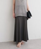【ラルタ/LARUTA】のシャンブレースカート 大人の最旬トレンドファッション＆コーディネート founy(ファウニー) ファッション Fashion レディースファッション Fashion for Women スカート Skirts サンダル Sandals, Summer Shoes シャンブレー Chambray, Denim-Like Fabric シンプル Simple, Minimal ジャケット Jacket, Outerwear とろみ Fluid, Flowy Fabric タンク Tank Top, Sleeveless Top ミュール Mule, Backless Shoes メッシュ Mesh, Net Fabric リラックス Relax, Relaxed Fit 再入荷 Restock / Back in Stock おすすめ Recommended / Our Picks 夏 Summer エレガント 上品 Elegant 2026年 2026 2026春夏・S/S Spring/Summer 2026 SS26 thumbnail スミクロ|ID: prp329100004981673 ipo3291000000037323610