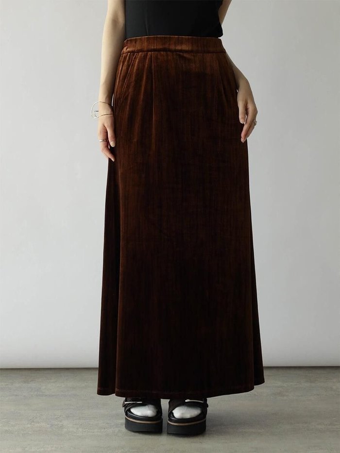 【ラシュッド/LASUD】のベロアIラインロングスカート インテリア・キッズ・メンズ・レディースファッション・服の通販 founy(ファウニー) https://founy.com/ ファッション Fashion レディースファッション Fashion for Women スカート Skirts ロングスカート Long Skirts / Maxi & Midi Skirts スリット Slit, Slit Detail ベロア Velour, Soft Velvet ロング Long, Long-Length エレガント 上品 Elegant |ID: prp329100004981677 ipo3291000000037323646