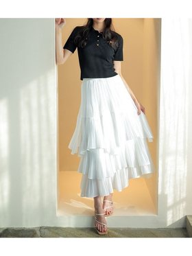 【スナイデル/SNIDEL】 ボリュームティアードスカート大人の最旬トレンドファッション＆コーディネート founy(ファウニー) ファッション Fashion レディースファッション Fashion for Women スカート Skirts ティアードスカート Tiered Skirts アシンメトリー Asymmetrical Style ウェーブ Wavy Pattern ストレート Straight, Straight Cut スマート Smart, Elegant ティアード Tiered, Tiered Style プリーツ Pleats, Pleated ロング Long, Long-Length おすすめ Recommended / Our Picks 旅行 Travel |ID:prp329100004981695