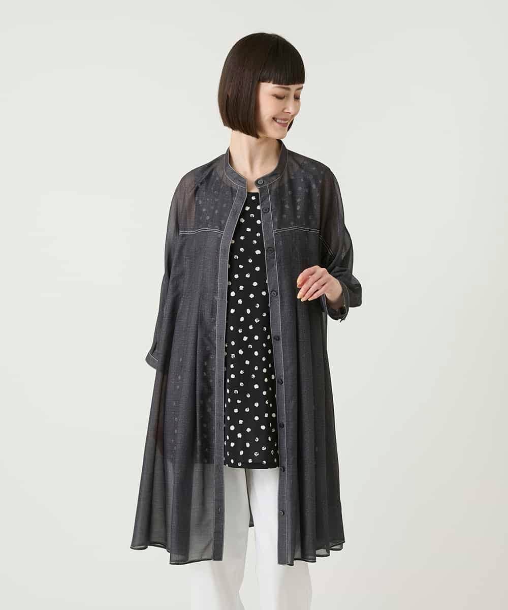 【ヒロコビス/HIROKO BIS】のサテンデニムタックフレアーチュニック インテリア・キッズ・メンズ・レディースファッション・服の通販 founy(ファウニー) 　ファッション　Fashion　レディースファッション　Fashion for Women　トップス・カットソー　Cut & Sew Tops　エアリー　Airy Texture　エレガント 上品　Elegant　春　Spring　秋　Autumn　サテン　Satin, Glossy Fabric　シアー　Sheer, See-Through　スリーブ　Sleeve, Long Sleeve / Short Sleeve　チュニック　Tunic, Long Top　フォルム　Silhouette, Form　フレア　Flare, Flared　プリント　Print, Printed Pattern　冬　Winter / This Winter　おすすめ　Recommended / Our Picks　夏　Summer　ブラック|ID: prp329100004981749 ipo3291000000037323950