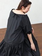 【ヴァン/Vin】のバックリボンティアードワンピース 大人の最旬トレンドファッション＆コーディネート founy(ファウニー) ファッション Fashion レディースファッション Fashion for Women ワンピース Dresses サンダル Sandals, Summer Shoes 定番 Standard, Basic Item フラット Flat, Flat Shoes リボン Ribbon, Bow ロング Long, Long-Length おすすめ Recommended / Our Picks 夏 Summer エレガント 上品 Elegant thumbnail ブラック|ID: prp329100004981789 ipo3291000000037324091
