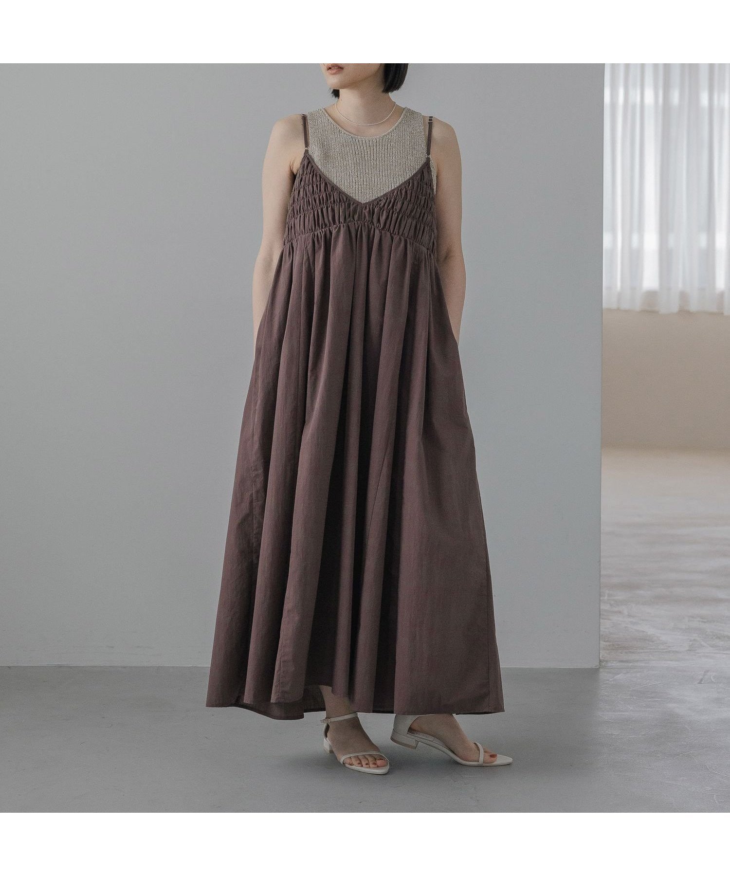 【アパートバイローリーズ/apart by lowrys】の【WEB限定】2WAYシャーリングキャミワンピース 大人の最旬トレンドファッション＆コーディネート founy(ファウニー) 　ファッション　Fashion　レディースファッション　Fashion for Women　ワンピース　Dresses　キャミソールワンピース　Camisole Dresses　おすすめ　Recommended / Our Picks　インナー　Innerwear　カットソー　Cut and Sewn Top　カーディガン　Cardigan, Knitwear　キャミソール　Camisole, Spaghetti Strap Top　キャミワンピース　Cami Dress, Slip Dress　シアー　Sheer, See-Through　シャーリング　Shirring, Ruched　ジャケット　Jacket, Outerwear　スクエア　Square, Square Shape　タンク　Tank Top, Sleeveless Top　ロング　Long, Long-Length　切替　Switching, Contrast Panel　春　Spring　秋　Autumn　 other-1|ID: prp329100004981797 ipo3291000000037324115