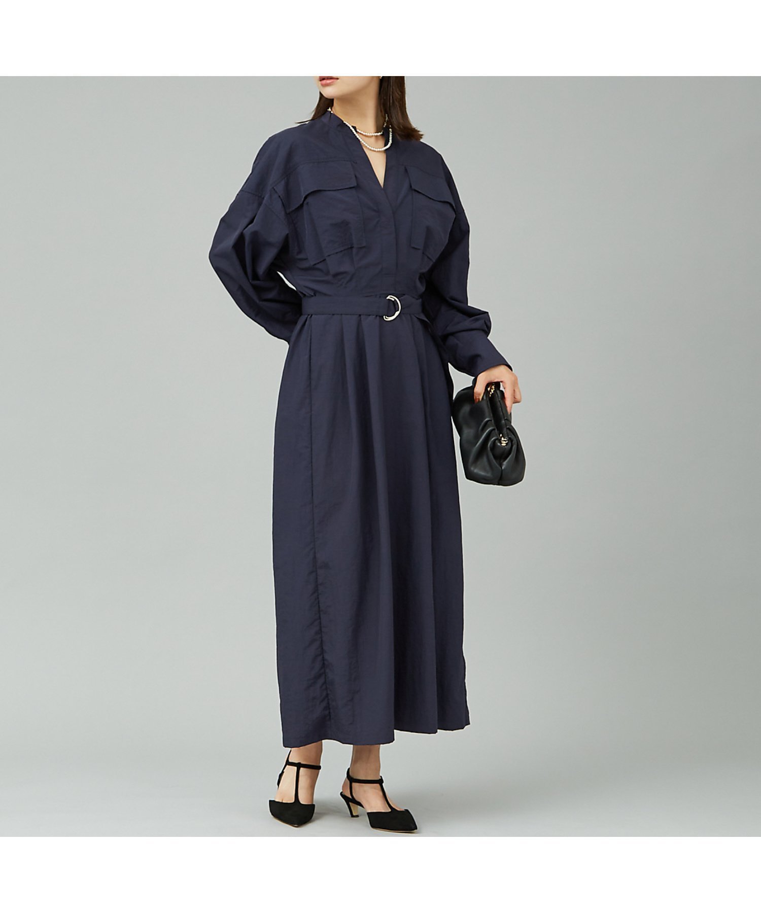 【ルージュヴィフラクレ/Rouge vif la cle】のウエストマークシャツワンピース インテリア・キッズ・メンズ・レディースファッション・服の通販 founy(ファウニー) 　ファッション　Fashion　レディースファッション　Fashion for Women　ワンピース　Dresses　シャツワンピース / 1枚で着映えコーデ　Shirt Dresses　スニーカー　Sneakers, Trainers　ポケット　Pocket, Pocket Detail　リラックス　Relax, Relaxed Fit　ネイビー|ID: prp329100004981830 ipo3291000000037324232