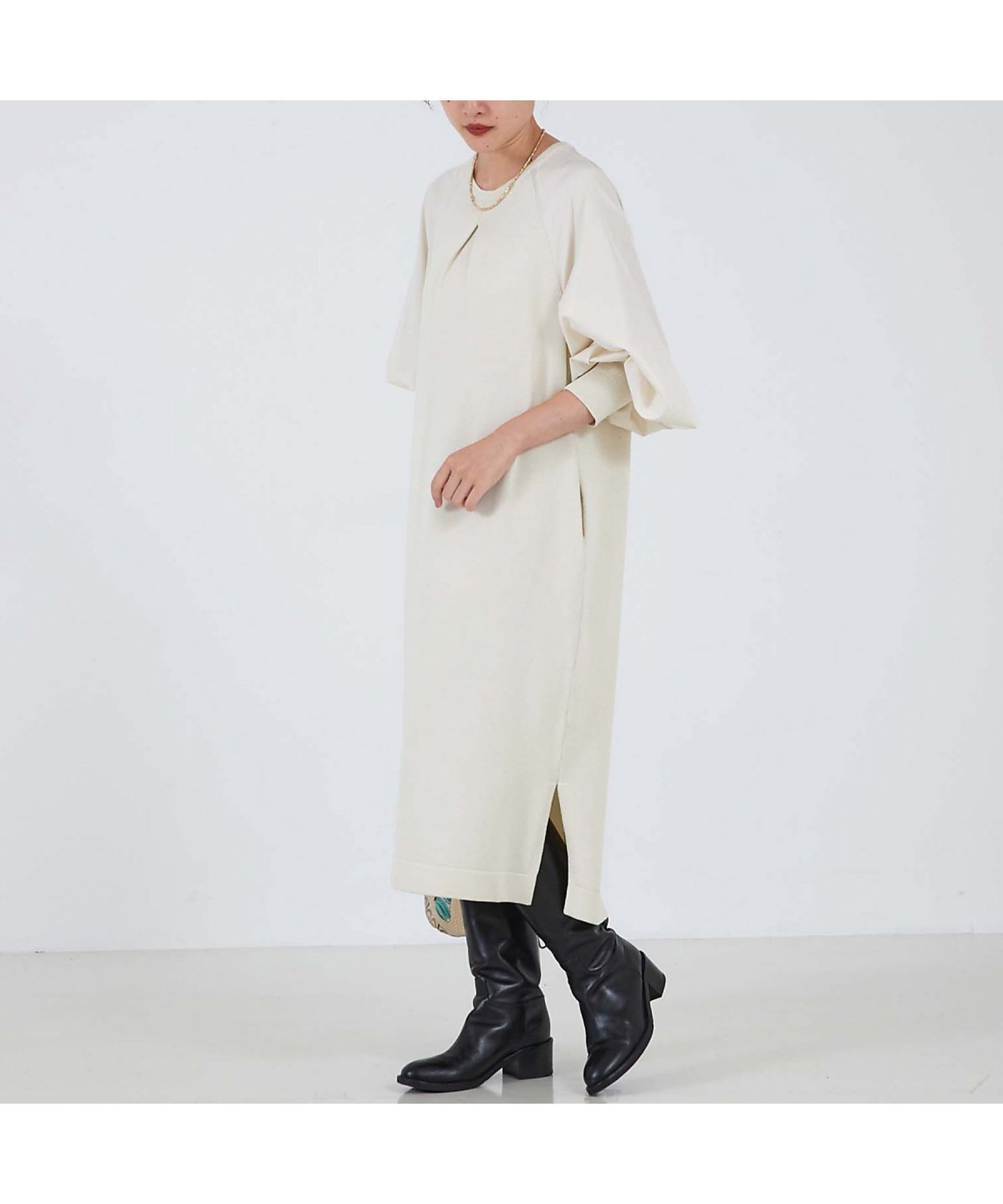 【カリテ/qualite】のフォルムスリーブコンビニットワンピース インテリア・キッズ・メンズ・レディースファッション・服の通販 founy(ファウニー) 　ファッション　Fashion　レディースファッション　Fashion for Women　ワンピース　Dresses　ニットワンピース　Knit Dresses　シンプル　Simple, Minimal　スニーカー　Sneakers, Trainers　ポケット　Pocket, Pocket Detail　ミックス　Mix, Mixed Style　今季　This Season, Current Season　アイボリー|ID: prp329100004981840 ipo3291000000037324268