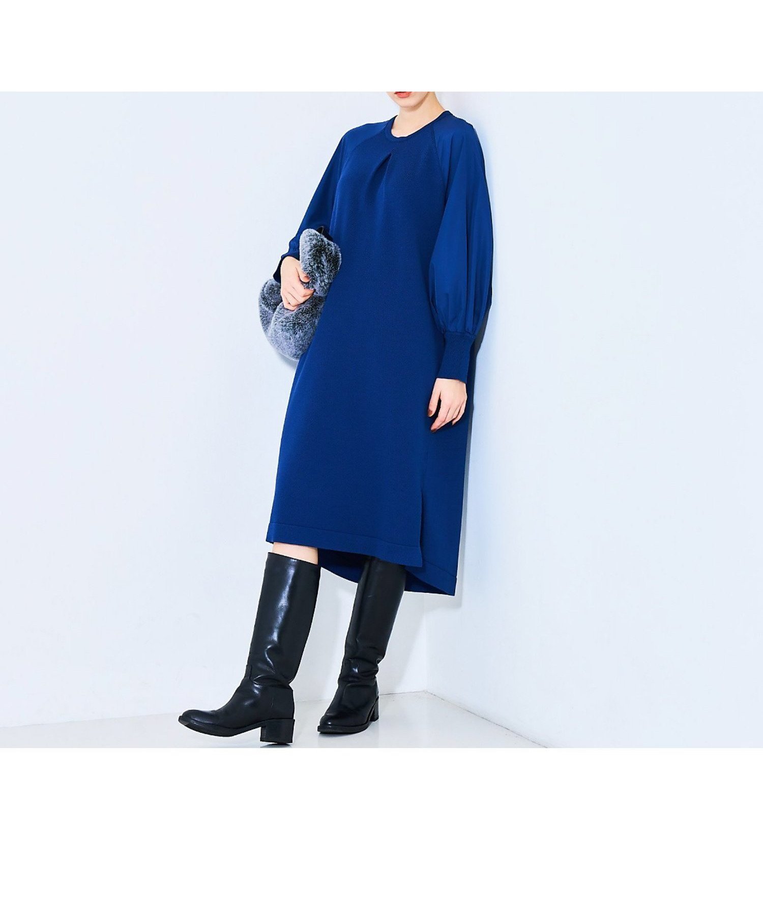 【カリテ/qualite】のフォルムスリーブコンビニットワンピース インテリア・キッズ・メンズ・レディースファッション・服の通販 founy(ファウニー) 　ファッション　Fashion　レディースファッション　Fashion for Women　ワンピース　Dresses　ニットワンピース　Knit Dresses　シンプル　Simple, Minimal　スニーカー　Sneakers, Trainers　ポケット　Pocket, Pocket Detail　ミックス　Mix, Mixed Style　今季　This Season, Current Season　ブルー|ID: prp329100004981840 ipo3291000000037324270