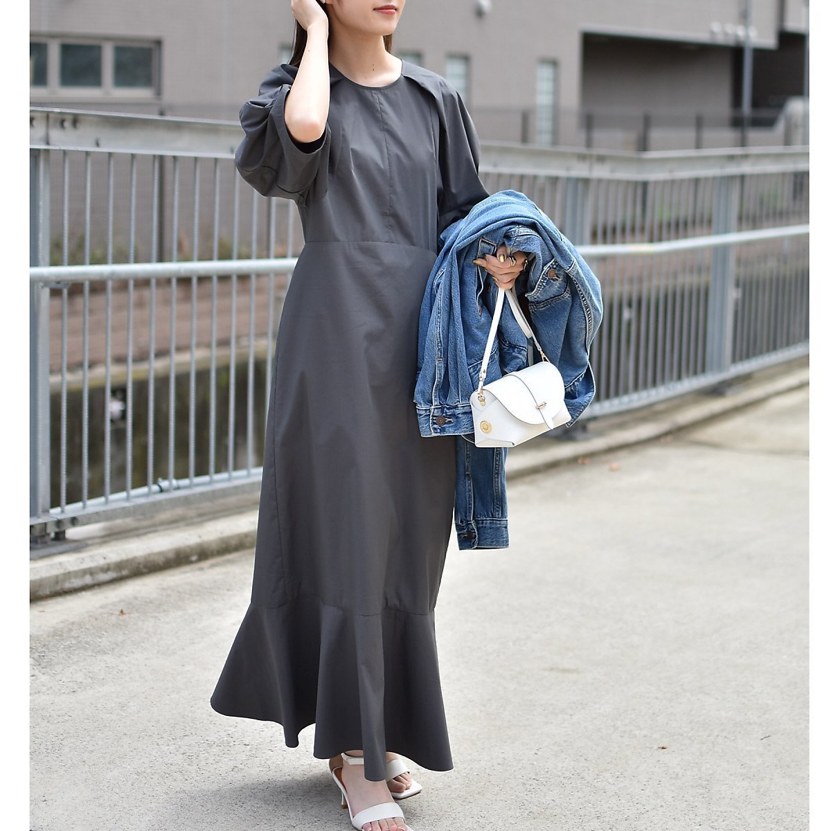 【ルージュヴィフラクレ/Rouge vif la cle】のマーメイドワンピース インテリア・キッズ・メンズ・レディースファッション・服の通販 founy(ファウニー) 　ファッション　Fashion　レディースファッション　Fashion for Women　ワンピース　Dresses　アクセサリー　Fashion Accessories　トレンド　Trend, Trending Now　マーメイド　Mermaid, Fishtail Silhouette　リゾート　Resort, Vacation Style　エレガント 上品　Elegant　旅行　Travel　チャコールグレー|ID: prp329100004981883 ipo3291000000037324402