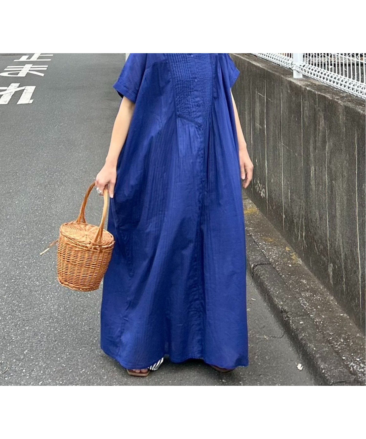 【ノッチ/notch】の【notch. by KR 】ヨークピンタックワンピース インテリア・キッズ・メンズ・レディースファッション・服の通販 founy(ファウニー) 　ファッション　Fashion　レディースファッション　Fashion for Women　ワンピース　Dresses　インド　Indian Textile　コラボ　Collaboration, Collab　サンダル　Sandals, Summer Shoes　デニム　Denim, Jeans Material　人気　Popular, Best Seller　フラット　Flat, Flat Shoes　フロント　Front, Front Design　マキシ　Maxi, Full Length　レース　Lace, Lace Fabric　おすすめ　Recommended / Our Picks　夏　Summer　ブルーケイ|ID: prp329100004981920 ipo3291000000037324532