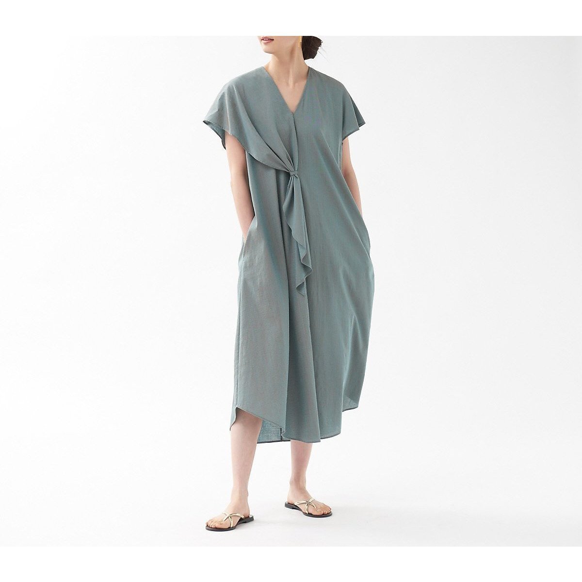 【カリテ/qualite】のラッフルスリーブワンピース インテリア・キッズ・メンズ・レディースファッション・服の通販 founy(ファウニー) 　ファッション　Fashion　レディースファッション　Fashion for Women　ワンピース　Dresses　カーディガン　Cardigan, Knitwear　シャンブレー　Chambray, Denim-Like Fabric　スカーフ　Scarf, Neckwear　エレガント 上品　Elegant　夏　Summer　ビジネス 仕事 通勤　Business / Work / Commuting　グリーン|ID: prp329100004981933 ipo3291000000037324590