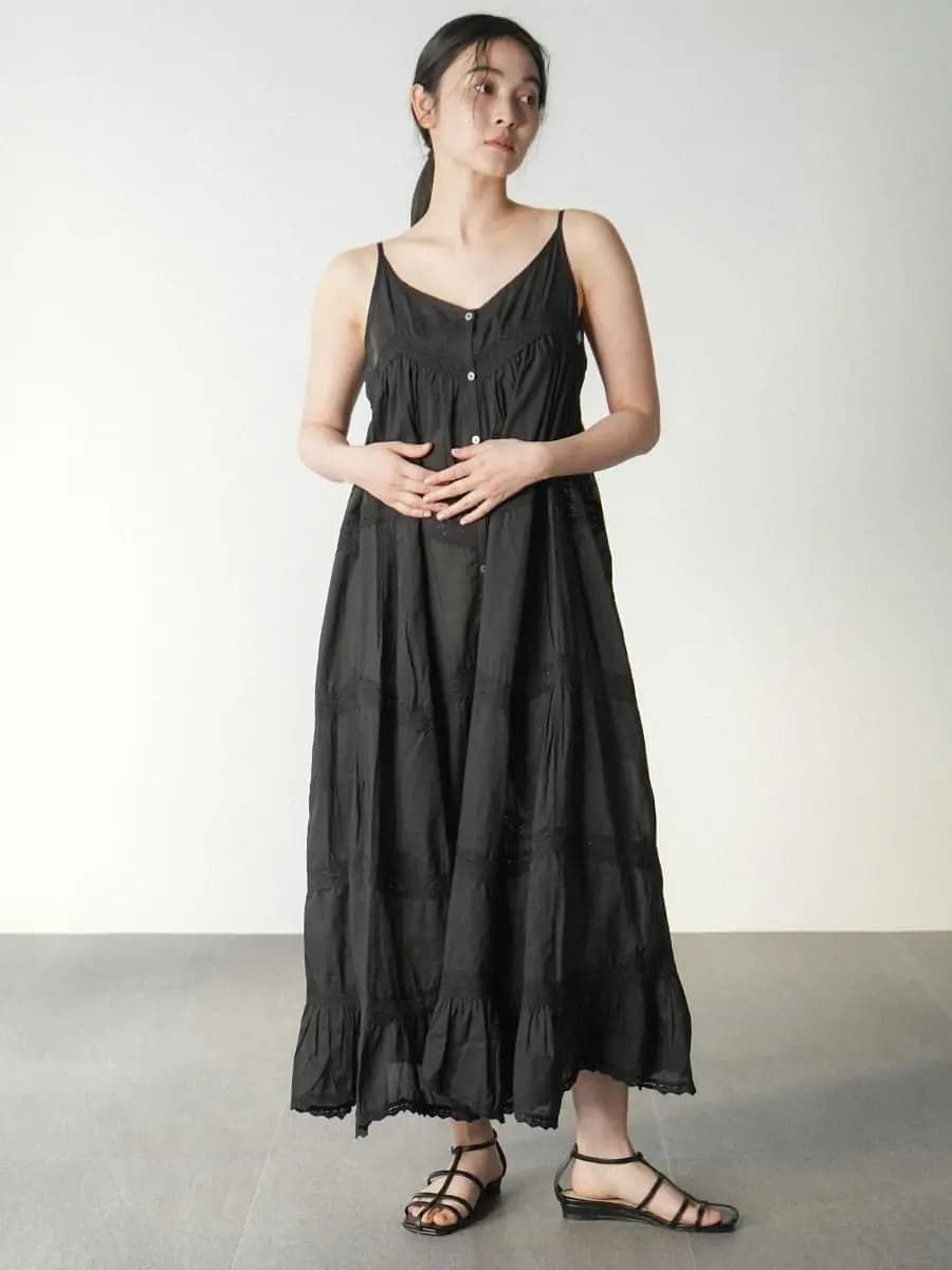 【ラシュッド/LASUD】のLace switching onepiece インテリア・キッズ・メンズ・レディースファッション・服の通販 founy(ファウニー) 　ファッション　Fashion　レディースファッション　Fashion for Women　おすすめ　Recommended / Our Picks　カーディガン　Cardigan, Knitwear　キャミワンピース　Cami Dress, Slip Dress　コンパクト　Compact, Small Size　シンプル　Simple, Minimal　ジャケット　Jacket, Outerwear　ダウン　Down, Puffer　デニム　Denim, Jeans Material　レース　Lace, Lace Fabric　ブラック|ID: prp329100004981952 ipo3291000000037324669