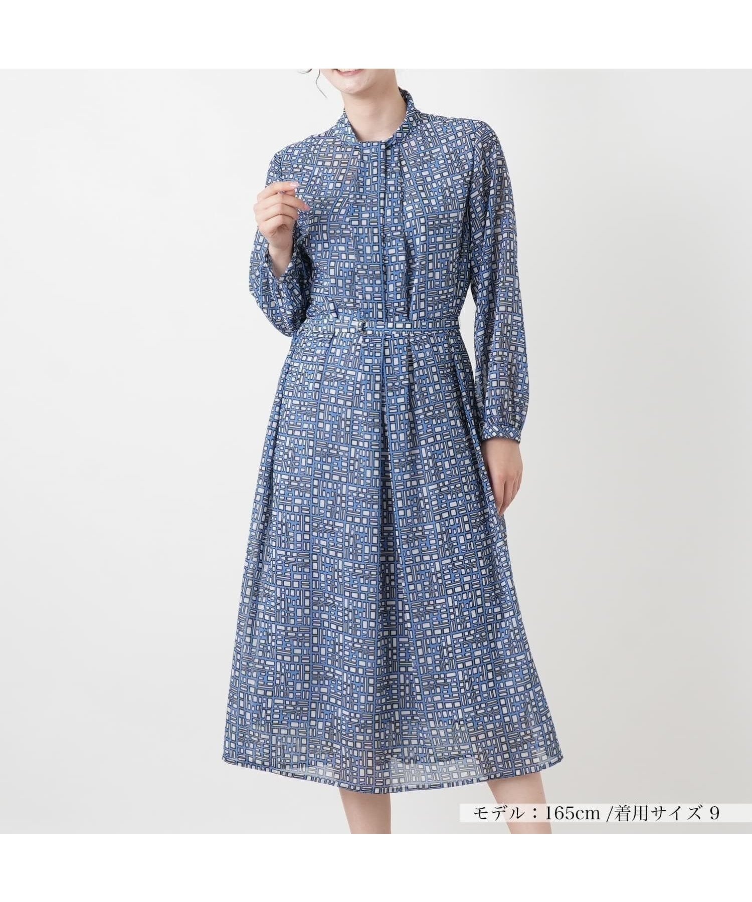 【レリアン/LEILIAN】の幾何学柄フレアワンピース【Leilian WHITE LABEL】 インテリア・キッズ・メンズ・レディースファッション・服の通販 founy(ファウニー) 　ファッション　Fashion　レディースファッション　Fashion for Women　ワンピース　Dresses　アンダー　Underwear Essentials　ウォッシャブル　Machine Washable　ジャケット　Jacket, Outerwear　スタンド　Stand Collar, Upright Stand　トレンド　Trend, Trending Now　ドレス　Dress, One-Piece　フレア　Flare, Flared　ブラウジング　Blouson Silhouette, Cinched Waist　ベーシック　Basic, Essential　ポケット　Pocket, Pocket Detail　ループ　Loop, Loop Knit　夏　Summer　エレガント 上品　Elegant　コバルトブルー|ID: prp329100004981967 ipo3291000000037324713