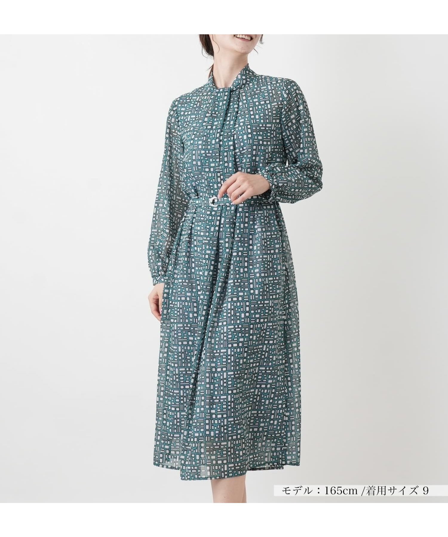 【レリアン/LEILIAN】の幾何学柄フレアワンピース【Leilian WHITE LABEL】 インテリア・キッズ・メンズ・レディースファッション・服の通販 founy(ファウニー) 　ファッション　Fashion　レディースファッション　Fashion for Women　ワンピース　Dresses　アンダー　Underwear Essentials　ウォッシャブル　Machine Washable　ジャケット　Jacket, Outerwear　スタンド　Stand Collar, Upright Stand　トレンド　Trend, Trending Now　ドレス　Dress, One-Piece　フレア　Flare, Flared　ブラウジング　Blouson Silhouette, Cinched Waist　ベーシック　Basic, Essential　ポケット　Pocket, Pocket Detail　ループ　Loop, Loop Knit　夏　Summer　エレガント 上品　Elegant　グリーン系|ID: prp329100004981967 ipo3291000000037324714