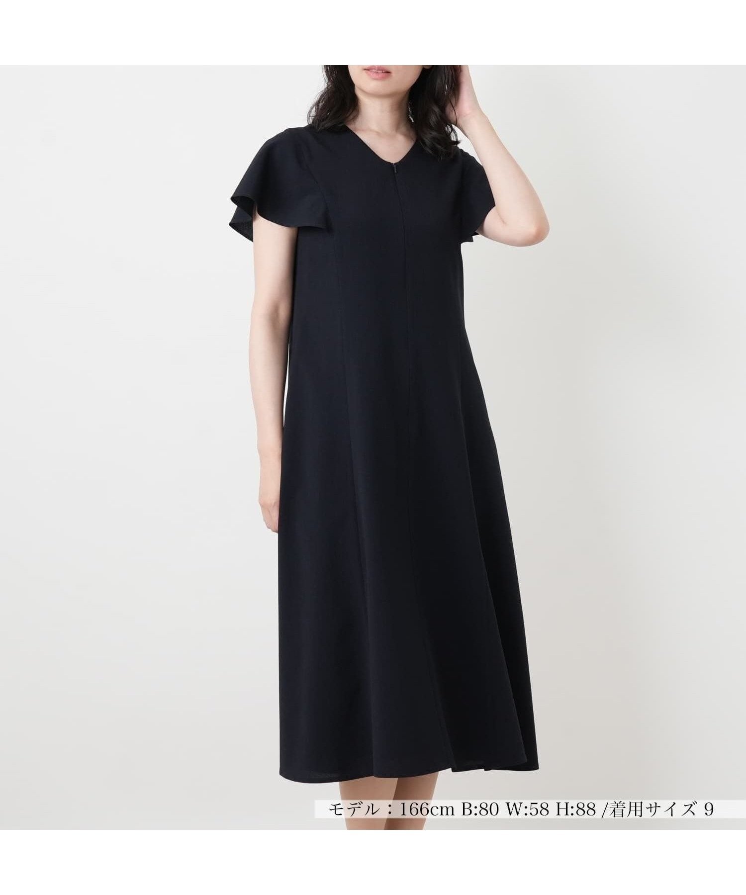 【レリアン/LEILIAN】のVネックフレアワンピース インテリア・キッズ・メンズ・レディースファッション・服の通販 founy(ファウニー) 　ファッション　Fashion　レディースファッション　Fashion for Women　ワンピース　Dresses　ウォッシャブル　Machine Washable　エレガント 上品　Elegant　スリーブ　Sleeve, Long Sleeve / Short Sleeve　フロント　Front, Front Design　ポケット　Pocket, Pocket Detail　夏　Summer　ネイビー|ID: prp329100004981969 ipo3291000000037324719