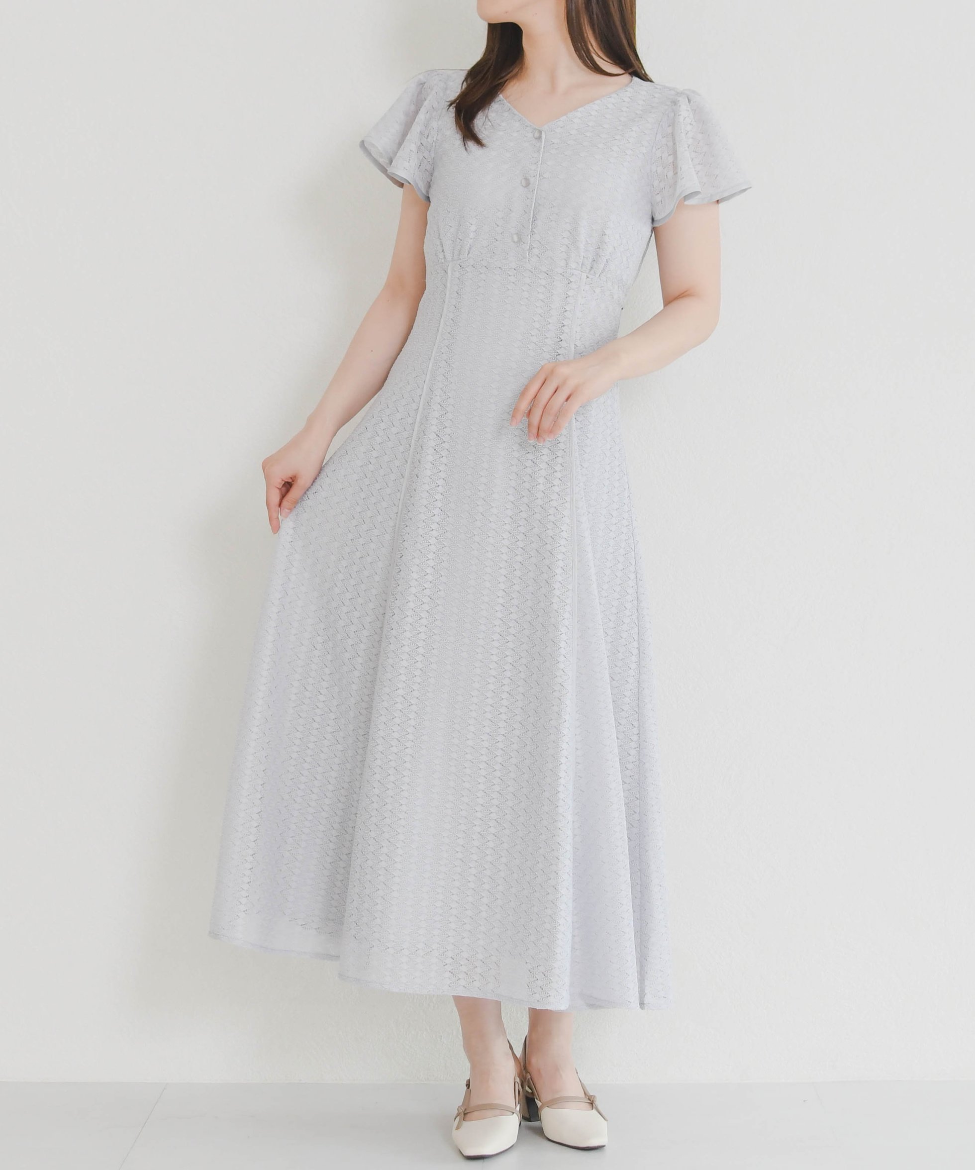【ミッシュマッシュ/MISCH MASCH】のパイピングバルファスレースワンピース MM627428 インテリア・キッズ・メンズ・レディースファッション・服の通販 founy(ファウニー) 　ファッション　Fashion　レディースファッション　Fashion for Women　ワンピース　Dresses　ギャザー　Gathered, Ruffled　スリーブ　Sleeve, Long Sleeve / Short Sleeve　パイピング　Piping, Trim Design　フレア　Flare, Flared　レース　Lace, Lace Fabric　人気　Popular, Best Seller　今季　This Season, Current Season　切替　Switching, Contrast Panel　ライトグレー|ID: prp329100004982014 ipo3291000000037324862