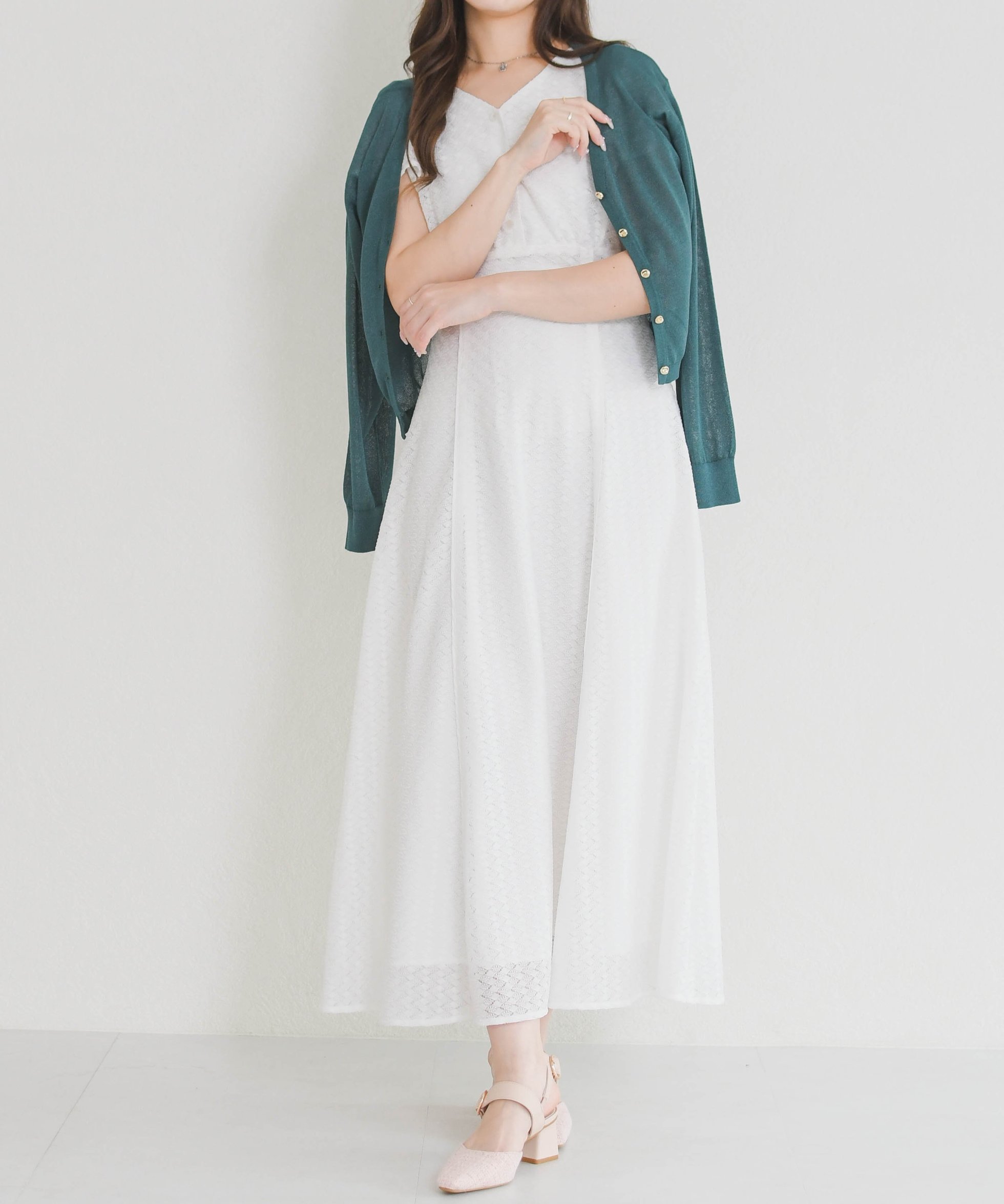 【ミッシュマッシュ/MISCH MASCH】のパイピングバルファスレースワンピース MM627428 インテリア・キッズ・メンズ・レディースファッション・服の通販 founy(ファウニー) 　ファッション　Fashion　レディースファッション　Fashion for Women　ワンピース　Dresses　ギャザー　Gathered, Ruffled　スリーブ　Sleeve, Long Sleeve / Short Sleeve　パイピング　Piping, Trim Design　フレア　Flare, Flared　レース　Lace, Lace Fabric　人気　Popular, Best Seller　今季　This Season, Current Season　切替　Switching, Contrast Panel　ホワイト|ID: prp329100004982014 ipo3291000000037324865