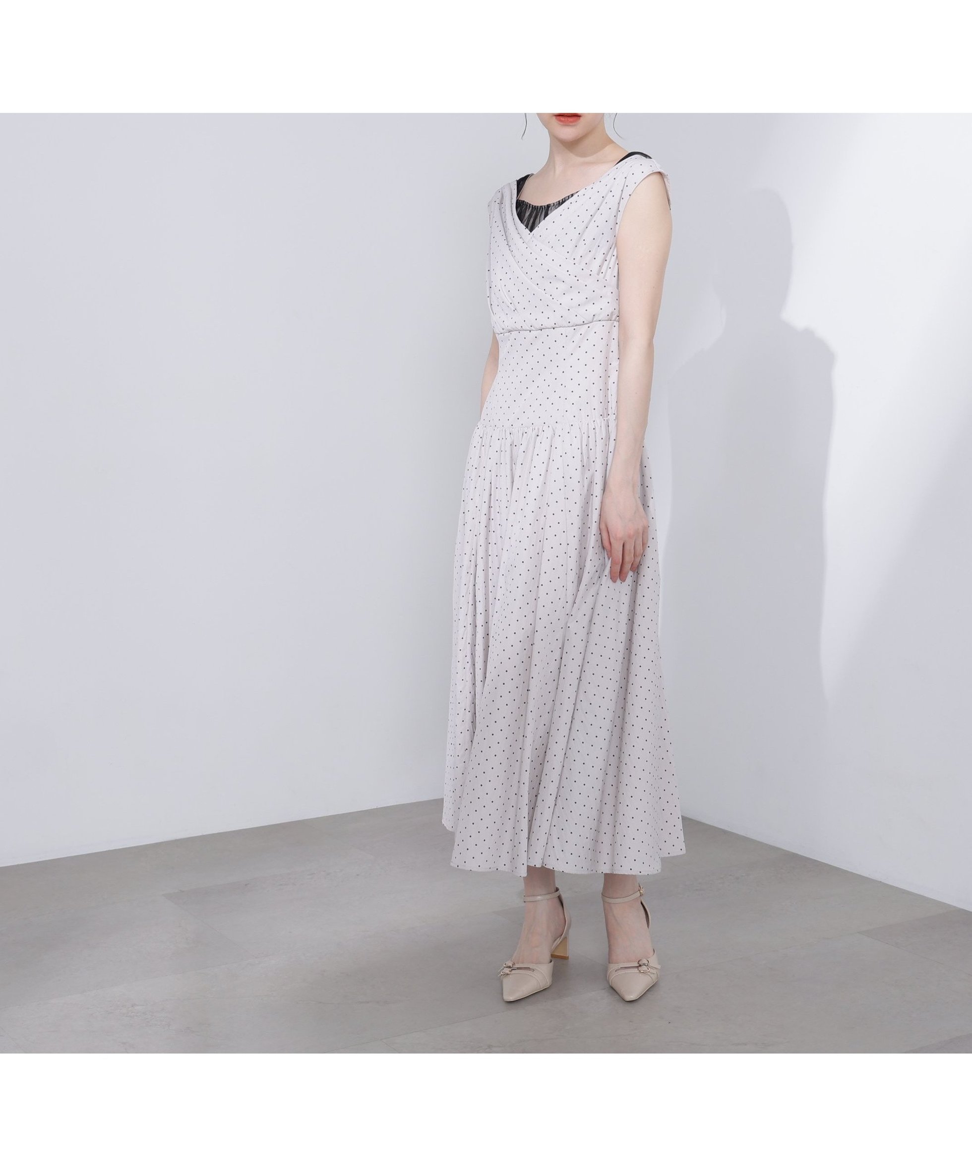 【プロポーション ボディドレッシング/PROPORTION BODY DRESSING】のL チュールレイヤードレディーワンピース インテリア・キッズ・メンズ・レディースファッション・服の通販 founy(ファウニー) 　ファッション　Fashion　レディースファッション　Fashion for Women　ワンピース　Dresses　タフタ　Taffeta, Structured Fabric　チュール　Tulip, Tulip Motif　デコルテ　Décolleté, Neckline　ドット　Polka Dot, Dot Pattern　フェミニン　Feminine, Girly　エレガント 上品　Elegant　グレージュ|ID: prp329100004982069 ipo3291000000037325061