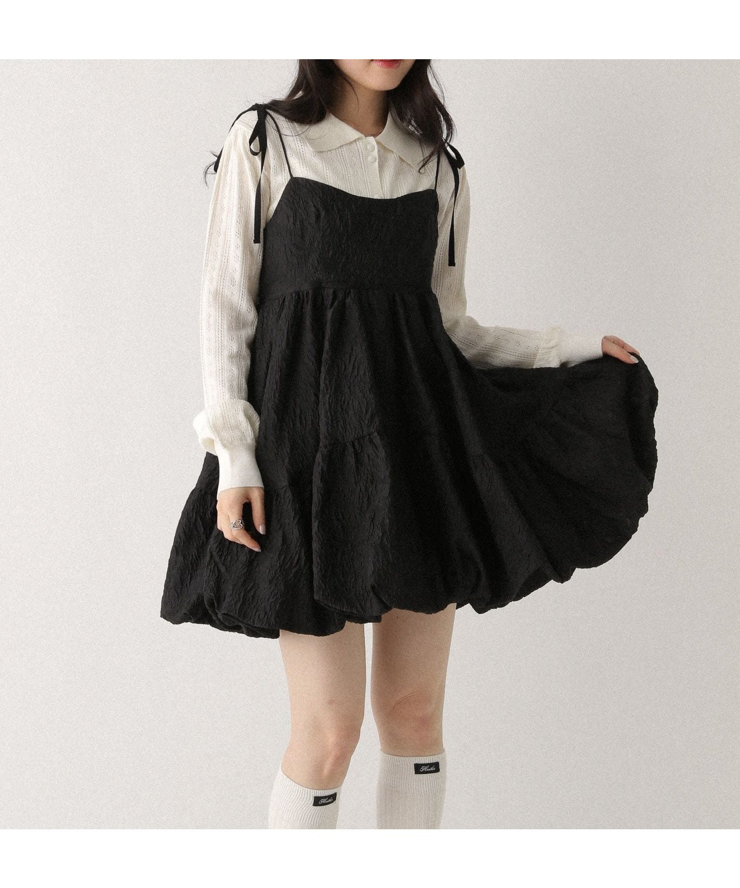 【ヘザー/Heather】のジャガードバルーンリボンミニワンピース インテリア・キッズ・メンズ・レディースファッション・服の通販 founy(ファウニー) 　ファッション　Fashion　レディースファッション　Fashion for Women　ワンピース　Dresses　おすすめ　Recommended / Our Picks　スウェット / スエット　Sweatshirt, Sweatwear　ソックス　Socks, Hosiery　ダウン　Down, Puffer　デニム　Denim, Jeans Material　トレンド　Trend, Trending Now　ドット　Polka Dot, Dot Pattern　フェミニン　Feminine, Girly　ミュール　Mule, Backless Shoes　リボン　Ribbon, Bow　人気　Popular, Best Seller　ブラック|ID: prp329100004982098 ipo3291000000037325179