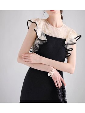 【ラシュッド/LASUD】のフラワードットチュールドッキングニットワンピース 大人の最旬トレンドファッション＆コーディネート founy(ファウニー) ファッション Fashion レディースファッション Fashion for Women ワンピース Dresses ニットワンピース Knit Dresses スリーブ Sleeve, Long Sleeve / Short Sleeve チュール Tulip, Tulip Motif パイピング Piping, Trim Design フラワー Flower, Floral フレア Flare, Flared エレガント 上品 Elegant 結婚式 Wedding |ID:prp329100004982121