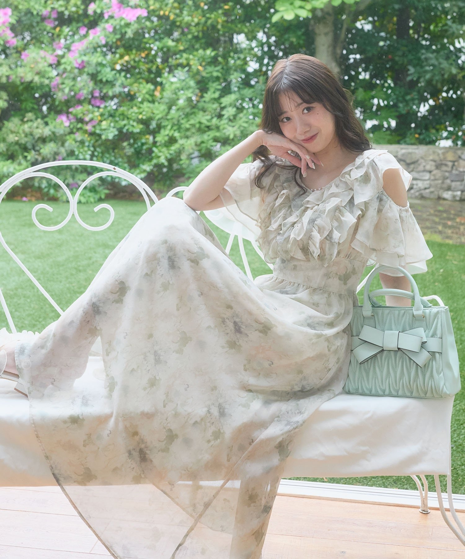 【マジェスティック レゴン/MAJESTIC LEGON】のバックレースアップマルチwayワンピ インテリア・キッズ・メンズ・レディースファッション・服の通販 founy(ファウニー) 　ファッション　Fashion　レディースファッション　Fashion for Women　ワンピース　Dresses　カーディガン　Cardigan, Knitwear　サンダル　Sandals, Summer Shoes　シューズ　Shoes, Footwear　ショート　Short, Short Length　ジャケット　Jacket, Outerwear　ダウン　Down, Puffer　チェーン　Chain, Chain Strap　ノースリーブ　Sleeveless, No-Sleeve　バランス　Balance, Style Balance　バレエ　Ballet, Ballet Style　パール　Pearl, Pearl Accent　フィット　Fit, Slim Fit　フェミニン　Feminine, Girly　フリル　Frill, Ruffle　フロント　Front, Front Design　レース　Lace, Lace Fabric　ロマンティック　Romantic, Feminine Style　再入荷　Restock / Back in Stock　グリーン柄|ID: prp329100004982133 ipo3291000000037325307