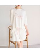 【スナイデル ホーム/SNIDEL HOME】の【接触冷感】ロゴTシャツセットアップ 大人の最旬トレンドファッション＆コーディネート founy(ファウニー) ファッション Fashion レディースファッション Fashion for Women トップス・カットソー Cut & Sew Tops シャツ・ブラウス・オフィスカジュアル Elegant Blouses & Button-Ups ロングTシャツ・Tシャツ Longline T-Shirts & Tees イエロー Yellow 春 Spring ショート Short, Short Length スマート Smart, Elegant セットアップ Set-Up, Coordinated Outfit とろみ Fluid, Flowy Fabric フリル Frill, Ruffle フロント Front, Front Design プリント Print, Printed Pattern おすすめ Recommended / Our Picks 夏 Summer ギフト プレゼント Gift / Present thumbnail WHT[001]|ID: prp329100004982166 ipo3291000000037325435