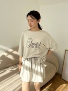 【スナイデル ホーム/SNIDEL HOME】の【接触冷感】ロゴTシャツセットアップ 大人の最旬トレンドファッション＆コーディネート founy(ファウニー) ファッション Fashion レディースファッション Fashion for Women トップス・カットソー Cut & Sew Tops シャツ・ブラウス・オフィスカジュアル Elegant Blouses & Button-Ups ロングTシャツ・Tシャツ Longline T-Shirts & Tees イエロー Yellow 春 Spring ショート Short, Short Length スマート Smart, Elegant セットアップ Set-Up, Coordinated Outfit とろみ Fluid, Flowy Fabric フリル Frill, Ruffle フロント Front, Front Design プリント Print, Printed Pattern おすすめ Recommended / Our Picks 夏 Summer ギフト プレゼント Gift / Present thumbnail BEG[037]|ID: prp329100004982166 ipo3291000000037325437