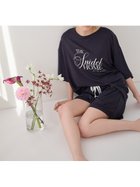【スナイデル ホーム/SNIDEL HOME】の【接触冷感】ロゴTシャツセットアップ 大人の最旬トレンドファッション＆コーディネート founy(ファウニー) ファッション Fashion レディースファッション Fashion for Women トップス・カットソー Cut & Sew Tops シャツ・ブラウス・オフィスカジュアル Elegant Blouses & Button-Ups ロングTシャツ・Tシャツ Longline T-Shirts & Tees イエロー Yellow 春 Spring ショート Short, Short Length スマート Smart, Elegant セットアップ Set-Up, Coordinated Outfit とろみ Fluid, Flowy Fabric フリル Frill, Ruffle フロント Front, Front Design プリント Print, Printed Pattern おすすめ Recommended / Our Picks 夏 Summer ギフト プレゼント Gift / Present thumbnail NVY[089]|ID: prp329100004982166 ipo3291000000037325439