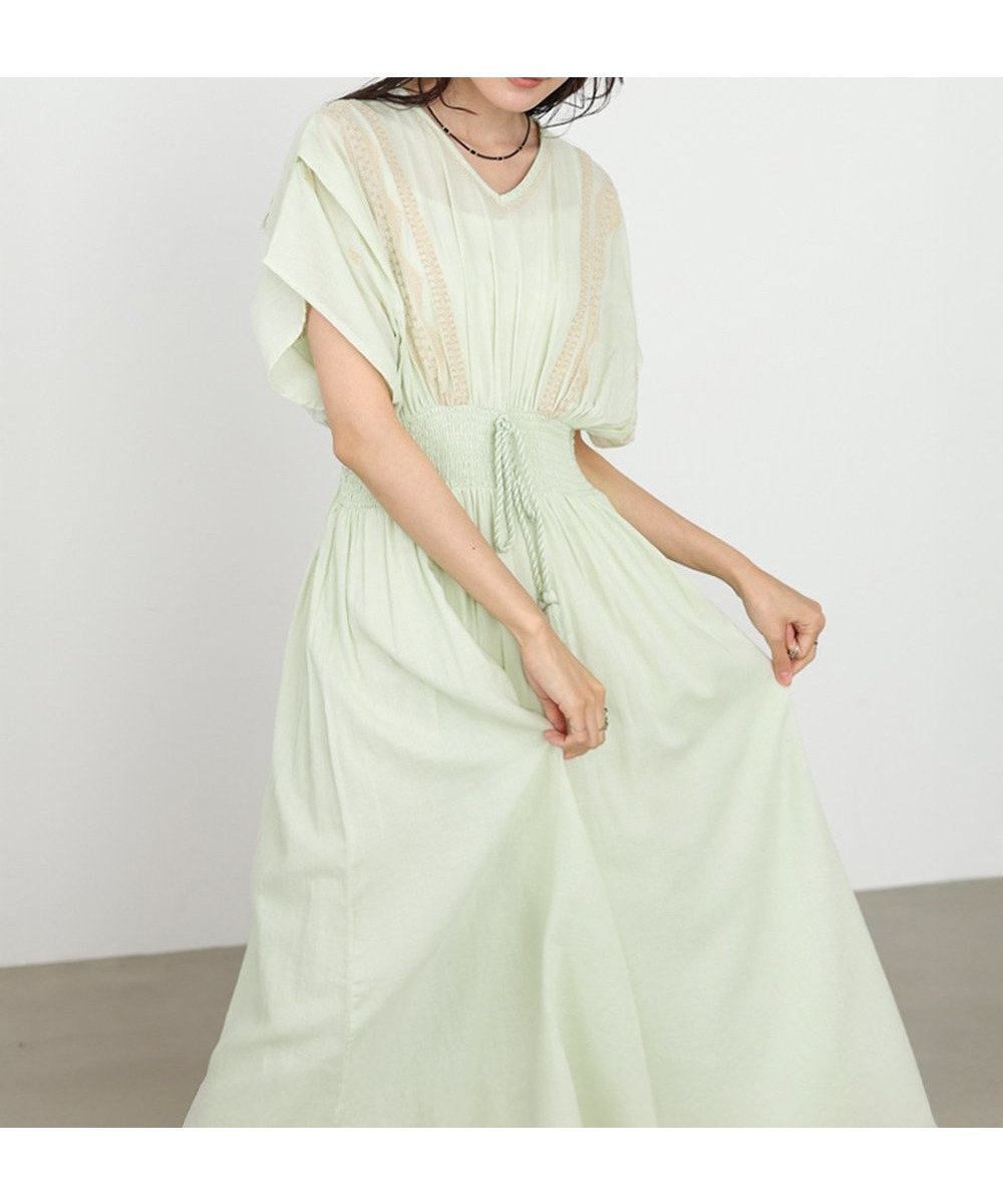 【バブ ブージュルード/Bab Bou Jeloud】の【低身長向けサイズあり】フロント刺繍ウエストシャーリングワンピース インテリア・キッズ・メンズ・レディースファッション・服の通販 founy(ファウニー) 　ファッション　Fashion　レディースファッション　Fashion for Women　ワンピース　Dresses　インド　Indian Textile　オリエンタル　Oriental Pattern　くるぶし　Ankle-Length　サンダル　Sandals, Summer Shoes　シアー　Sheer, See-Through　シェイプ　Shape, Slim Fit　シャーリング　Shirring, Ruched　シューズ　Shoes, Footwear　スカラップ　Scallop, Scalloped Edge　スニーカー　Sneakers, Trainers　スマート　Smart, Elegant　デコルテ　Décolleté, Neckline　フラット　Flat, Flat Shoes　フロント　Front, Front Design　ペチコート　Petticoat, Underskirt　レース　Lace, Lace Fabric　ロング　Long, Long-Length　再入荷　Restock / Back in Stock　夏　Summer　エレガント 上品　Elegant　GREEN|ID: prp329100004982205 ipo3291000000037325571