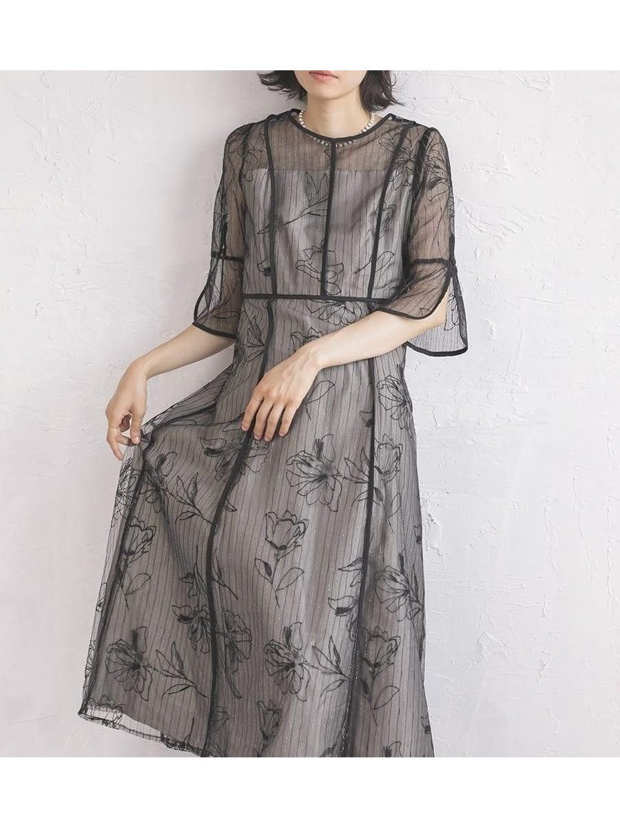 【ラシュッド/LASUD】のフラワー刺繍ラメチュールドレス 大人の最旬トレンドファッション＆コーディネート founy(ファウニー) 　ファッション　Fashion　レディースファッション　Fashion for Women　ワンピース　Dresses　フォーマル・パーティードレス・結婚式用ドレス　Elegant & Casual Dresses　シンプル　Simple, Minimal　ドレス　Dress, One-Piece　パイピング　Piping, Trim Design　フラワー　Flower, Floral　フレア　Flare, Flared　レース　Lace, Lace Fabric　ワンポイント　One Point, Statement Accent　エレガント 上品　Elegant　結婚式　Wedding　 other-1|ID: prp329100004982215 ipo3291000000037325609
