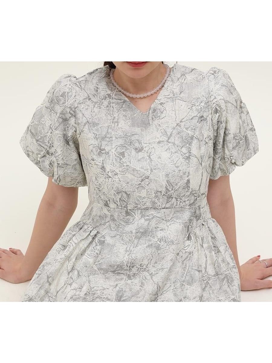 【ラシュッド/LASUD】のフラワージャガードパフスリーブワンピース インテリア・キッズ・メンズ・レディースファッション・服の通販 founy(ファウニー) 　ファッション　Fashion　レディースファッション　Fashion for Women　ワンピース　Dresses　オケージョン　Occasion Wear　スリーブ　Sleeve, Long Sleeve / Short Sleeve　パール　Pearl, Pearl Accent　フェミニン　Feminine, Girly　エレガント 上品　Elegant　ライトグレー|ID: prp329100004982233 ipo3291000000037325660