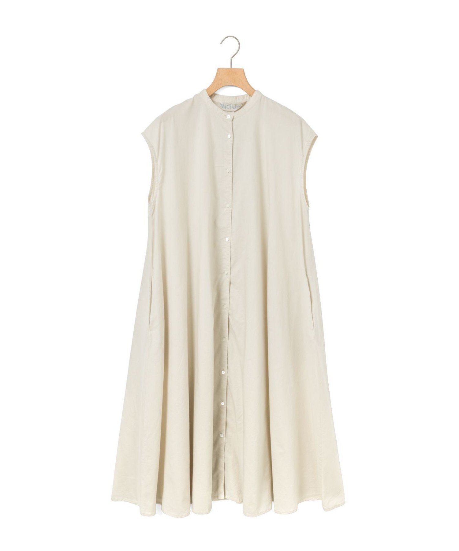 【マーコート/MARcourt】のMidiUmi ノースリーブプリーツシャツワンピース インテリア・キッズ・メンズ・レディースファッション・服の通販 founy(ファウニー) 　ファッション　Fashion　レディースファッション　Fashion for Women　ワンピース　Dresses　シャツワンピース / 1枚で着映えコーデ　Shirt Dresses　ノースリーブ　Sleeveless, No-Sleeve　フレア　Flare, Flared　フロント　Front, Front Design　ポケット　Pocket, Pocket Detail　今季　This Season, Current Season　夏　Summer　無地　Plain, Solid Color　ライトベージュ|ID: prp329100004982279 ipo3291000000037325801