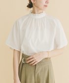 【アイテムズアーバンリサーチ/ITEMS URBAN RESEARCH】のフリルネックブラウス 大人の最旬トレンドファッション＆コーディネート founy(ファウニー) ファッション Fashion レディースファッション Fashion for Women トップス・カットソー Cut & Sew Tops シャツ・ブラウス・オフィスカジュアル Elegant Blouses & Button-Ups 2026年 2026 2026春夏・S/S Spring/Summer 2026 SS26 おすすめ Recommended / Our Picks フリル Frill, Ruffle リラックス Relax, Relaxed Fit エレガント 上品 Elegant 夏 Summer S/S・春夏 SS, Spring/Summer, Warm Season thumbnail ホワイト|ID: prp329100004982371 ipo3291000000037326256