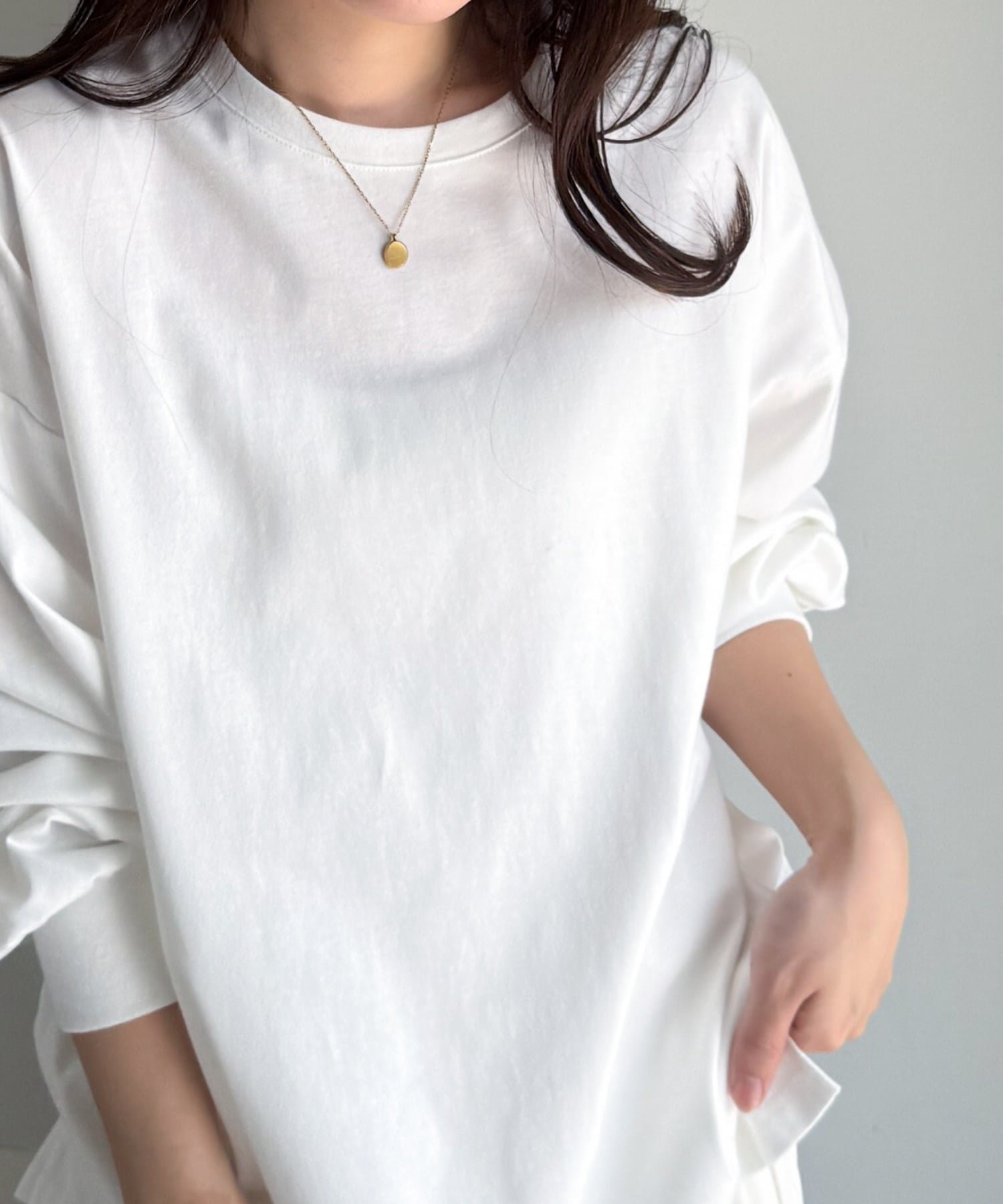 【ラナン/Ranan】のRanan/多機能ベーシックオーバーサイズ長袖Tシャツ インテリア・キッズ・メンズ・レディースファッション・服の通販 founy(ファウニー) 　ファッション　Fashion　レディースファッション　Fashion for Women　トップス・カットソー　Cut & Sew Tops　シャツ・ブラウス・オフィスカジュアル　Elegant Blouses & Button-Ups　ロングTシャツ・Tシャツ　Longline T-Shirts & Tees　ショルダー　Shoulder, Shoulder Strap　スリット　Slit, Slit Detail　トレンド　Trend, Trending Now　ドロップ　Drop Shoulder, Dropped Style　長袖　Long Sleeve, Full Sleeve　バランス　Balance, Style Balance　フロント　Front, Front Design　プレート　Plate, Dish　ポケット　Pocket, Pocket Detail　ロング　Long, Long-Length　おすすめ　Recommended / Our Picks　WH|ID: prp329100004982386 ipo3291000000037326396