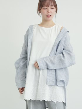 【サマンサモスモス/Samansa Mos2】の《新色追加》裾スカラップレースノースリーブインナー 大人の最旬トレンドファッション＆コーディネート founy(ファウニー) ファッション Fashion レディースファッション Fashion for Women トップス・カットソー Cut & Sew Tops キャミソール&ノースリーブ Camisoles & Sleeveless Tops インナー Innerwear ジャケット Jacket, Outerwear スカラップ Scallop, Scalloped Edge ノースリーブ Sleeveless, No-Sleeve レース Lace, Lace Fabric エレガント 上品 Elegant |ID:prp329100004982389
