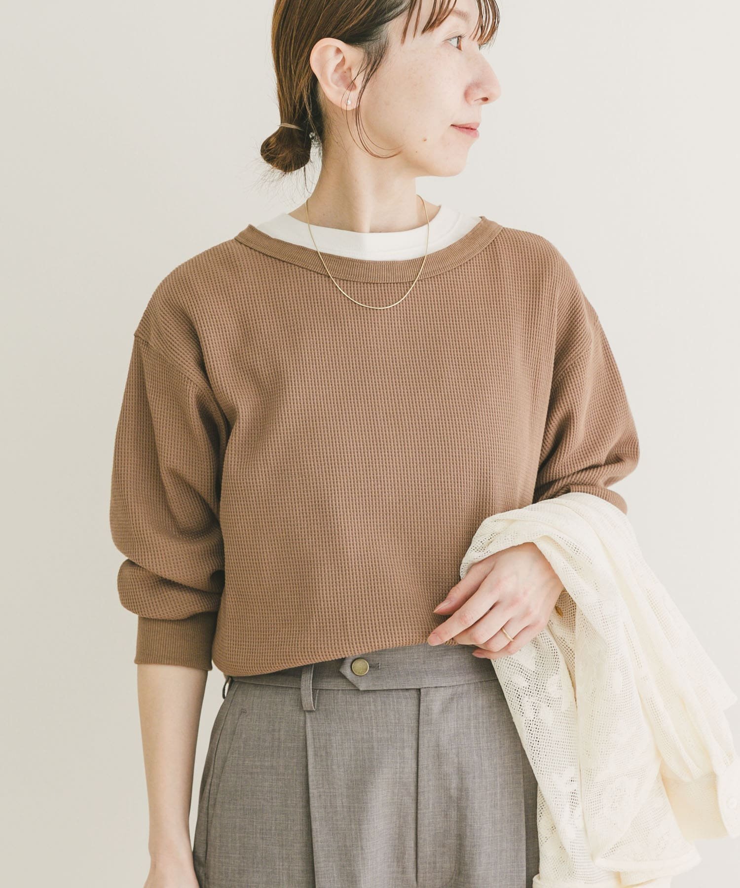 【アイテムズアーバンリサーチ/ITEMS URBAN RESEARCH】の2WAYワッフルプルオーバー インテリア・キッズ・メンズ・レディースファッション・服の通販 founy(ファウニー) 　ファッション　Fashion　レディースファッション　Fashion for Women　トップス・カットソー　Cut & Sew Tops　カジュアルプルオーバー・ニットトップス　Pullovers & Knit Tops / Casual Pullovers　2026年　2026　2026春夏・S/S　Spring/Summer 2026 SS26　シンプル　Simple, Minimal　リラックス　Relax, Relaxed Fit　ワッフル　Waffle, Waffle Knit　夏　Summer　S/S・春夏　SS, Spring/Summer, Warm Season　モカ|ID: prp329100004982394 ipo3291000000037326454