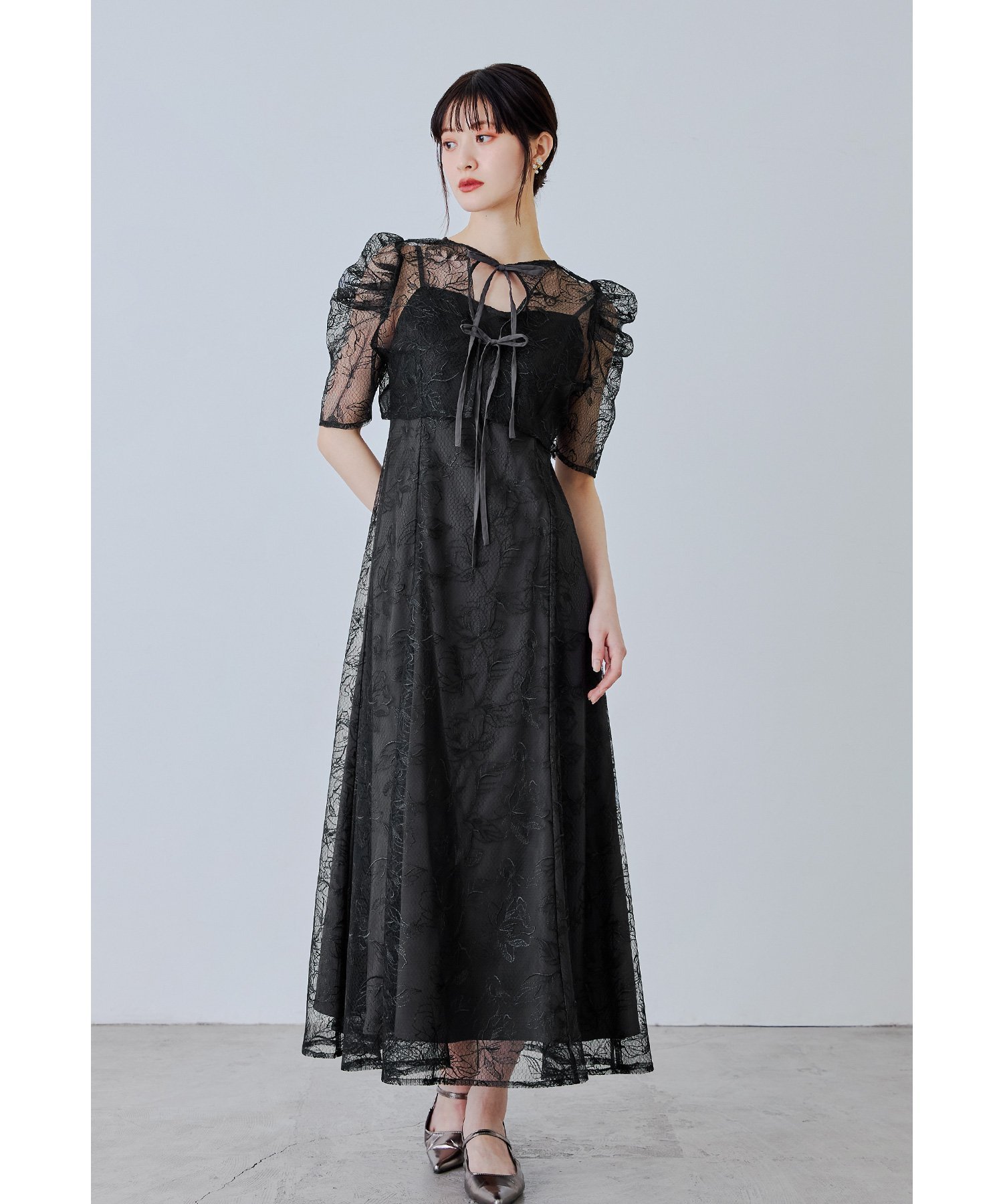 【ビーフラット/bflat】のシアーレースボレロセットドレス 2点セット キャミワンピース 結婚式 成人式 二次会 インテリア・キッズ・メンズ・レディースファッション・服の通販 founy(ファウニー) 　ファッション　Fashion　レディースファッション　Fashion for Women　アウター　Coat / Outerwear Collection　ボレロ・ショート丈ジャケット / ドレス羽織りに　Boleros & Short Jackets　ワンピース　Dresses　フォーマル・パーティードレス・結婚式用ドレス　Elegant & Casual Dresses　キャミソールワンピース　Camisole Dresses　おすすめ　Recommended / Our Picks　キャミワンピース　Cami Dress, Slip Dress　ショート　Short, Short Length　パターン　Pattern, Design Print　フラワー　Flower, Floral　フレア　Flare, Flared　ボレロ　Bolero, Short Cardigan　二次会　After Party　披露宴　Wedding Reception　結婚式　Wedding　ブラック|ID: prp329100004982469 ipo3291000000037326739